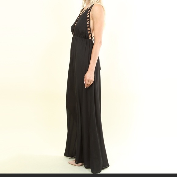 Last 1 - Black Maxi Dress With Semi Sheer Skirt - Picture 3 of 6